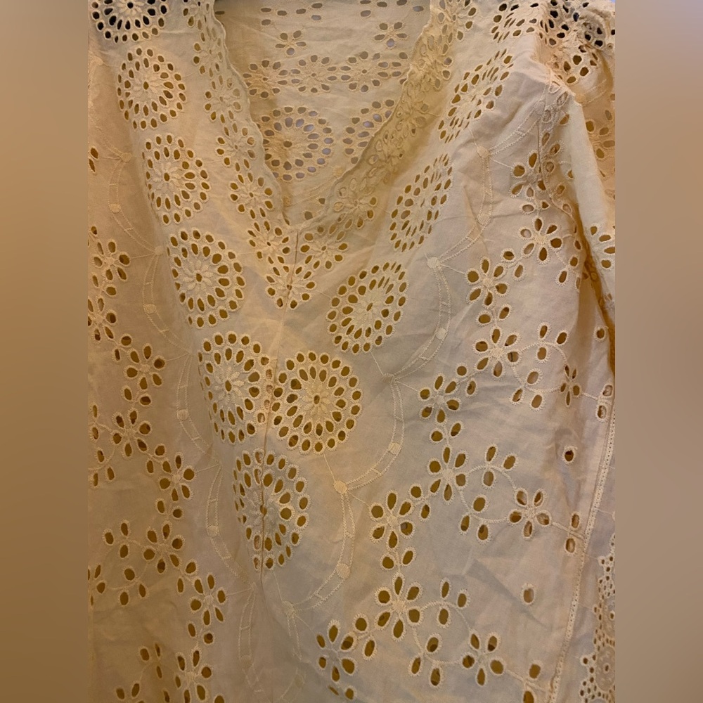 Sundance Catalog By Tolani Yellow “Saylor Eyelet Blouse” Size L - Picture 3 of 5